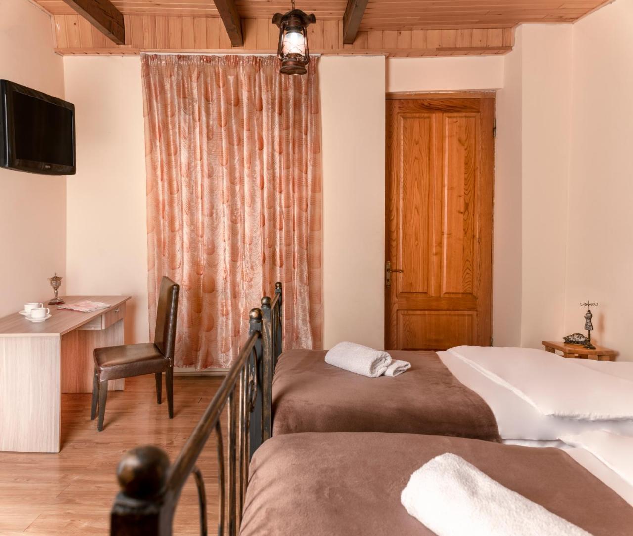 Hotel Vaki ティビリシ エクステリア 写真
