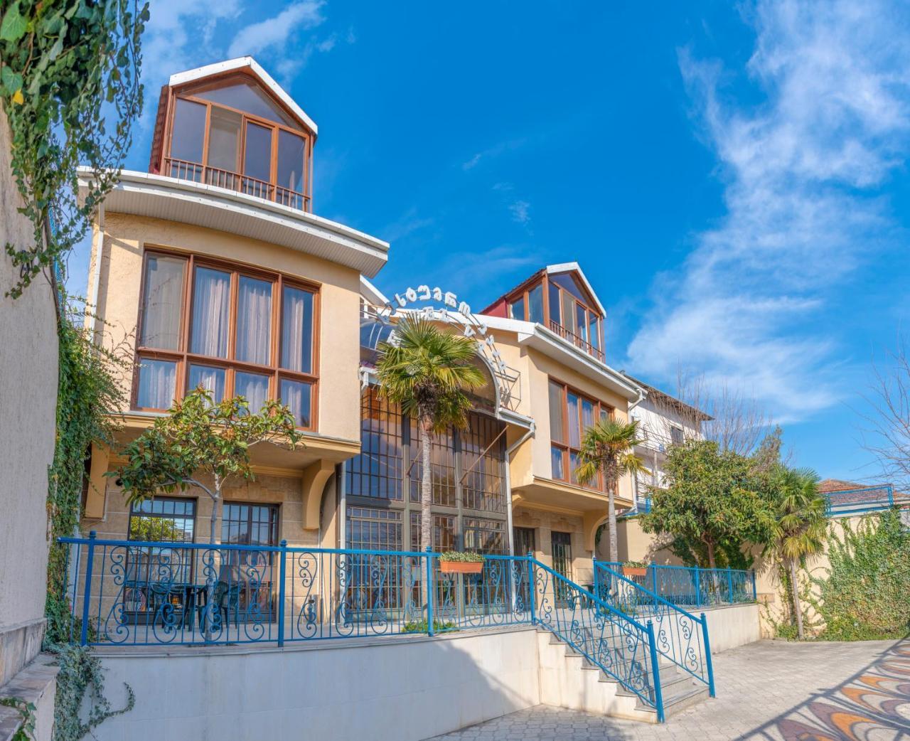 Hotel Vaki ティビリシ エクステリア 写真